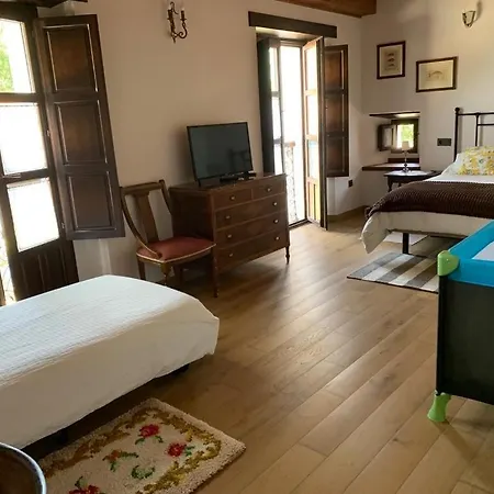 La Ribera De Pria Country house